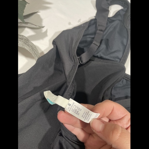 NEW Sea Level [ 4 US ] Ruffle Frill One-Piece Swimsuit in‎ Black - Picture 10 of 11